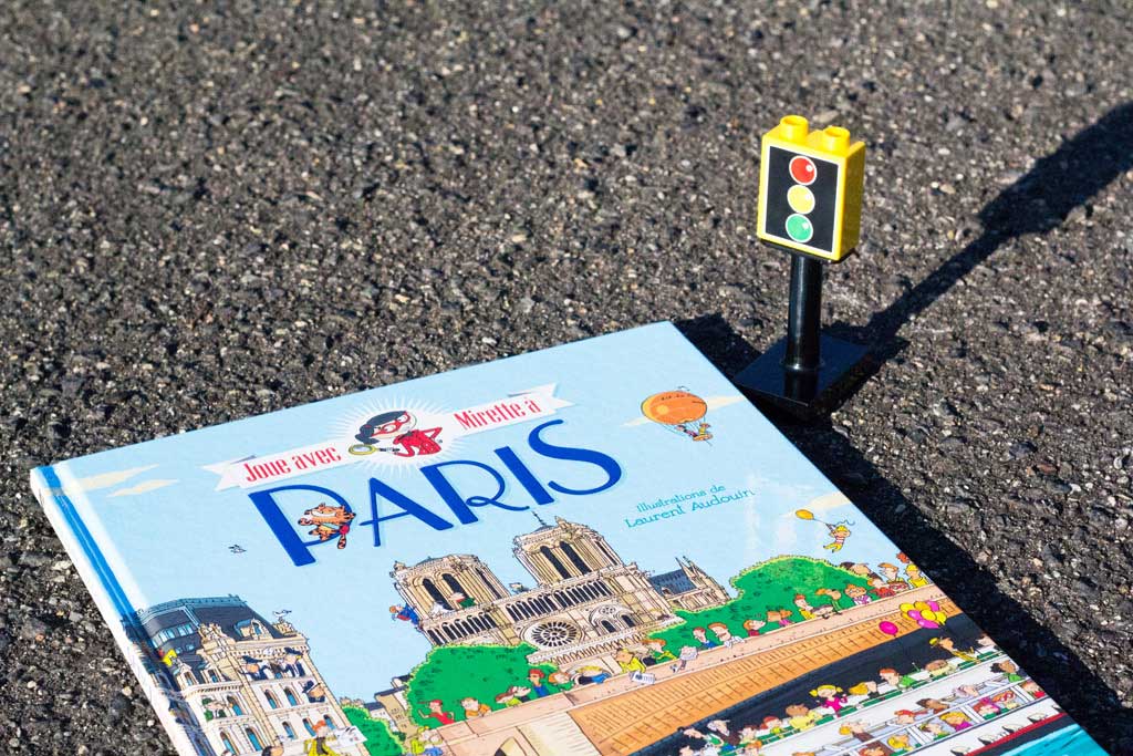 Livres jeunesse sur Paris